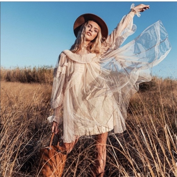 Zara Dresses & Skirts - Mesh Tulle Cream Vanilla Knit Mesh Dress